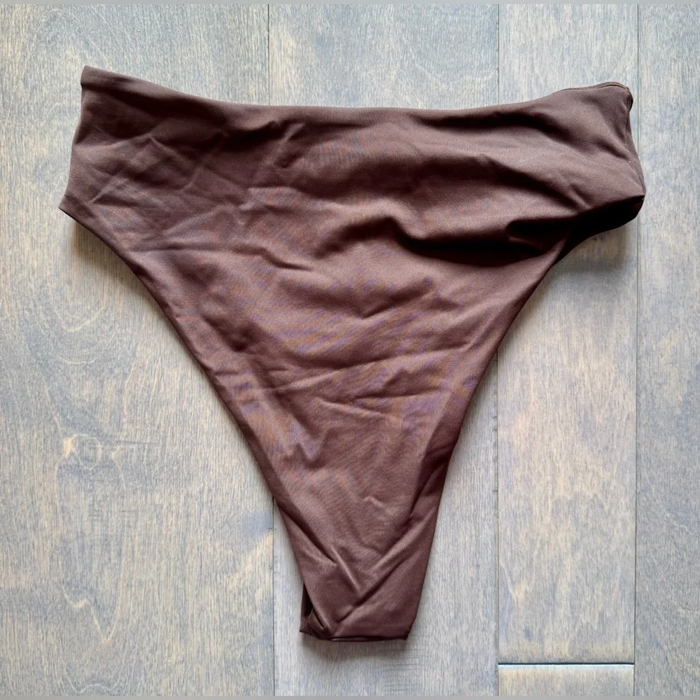 NWT SKIMS Swim Mid Waist Bottoms-Cocoa